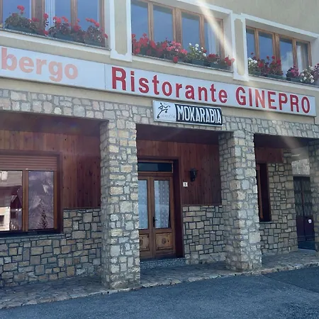 Hotel Gin 2*